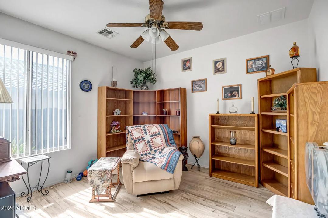 Real Estate Picture 21