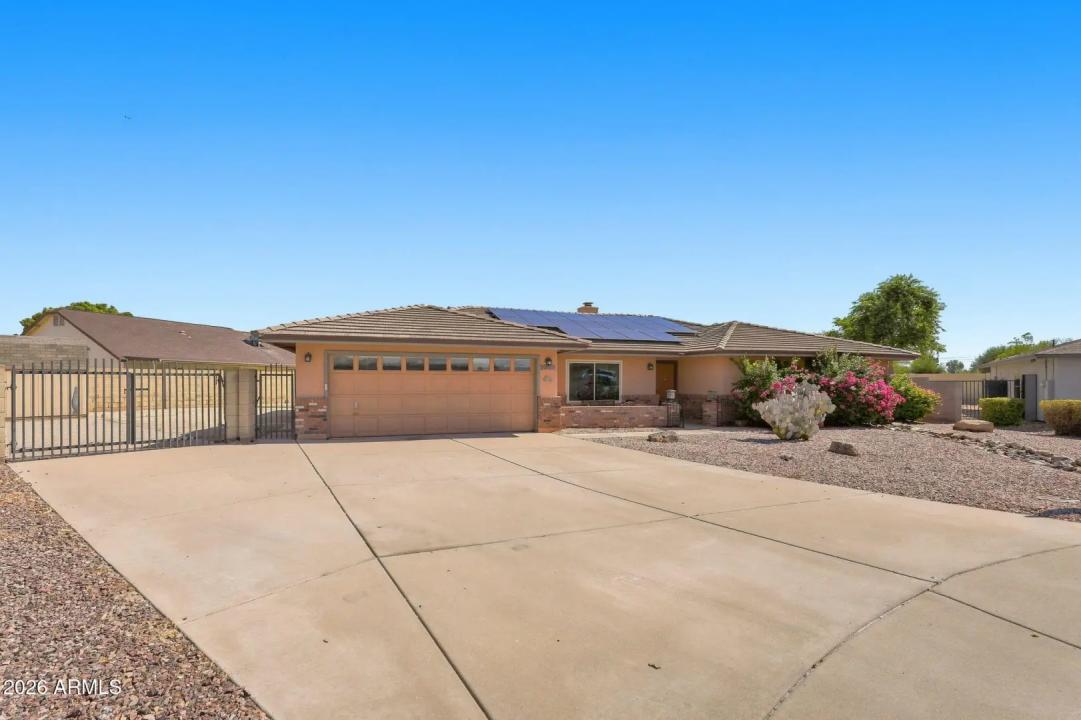Real Estate Picture 4