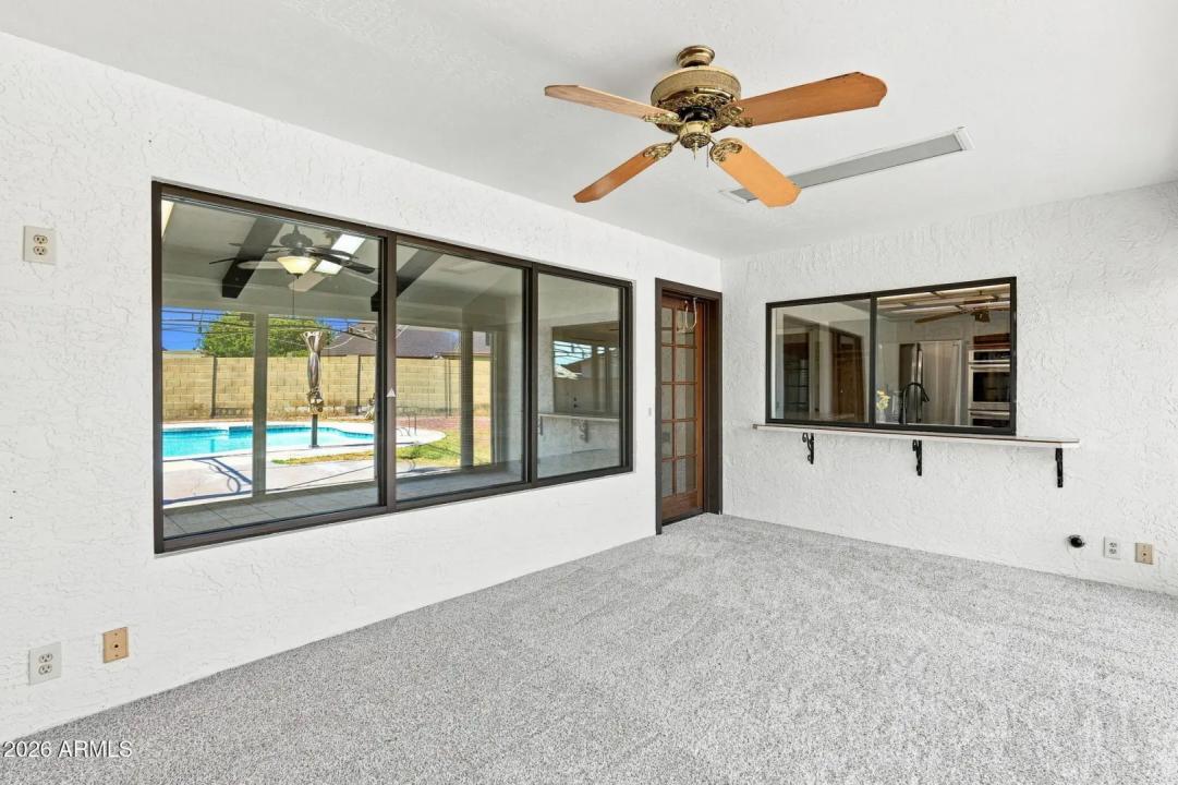 Real Estate Picture 25