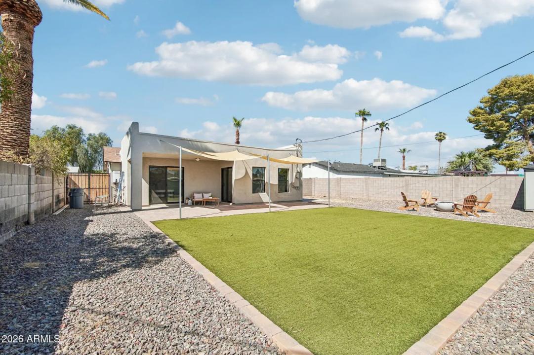 Real Estate Picture 21
