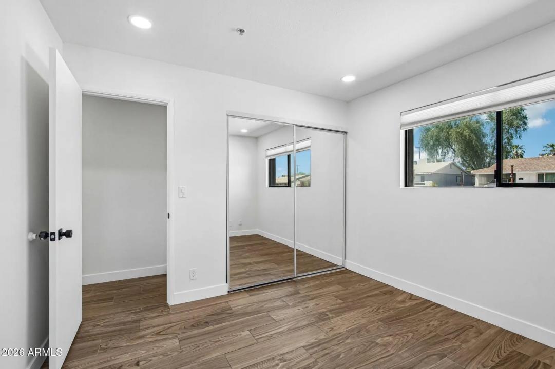 Real Estate Picture 19