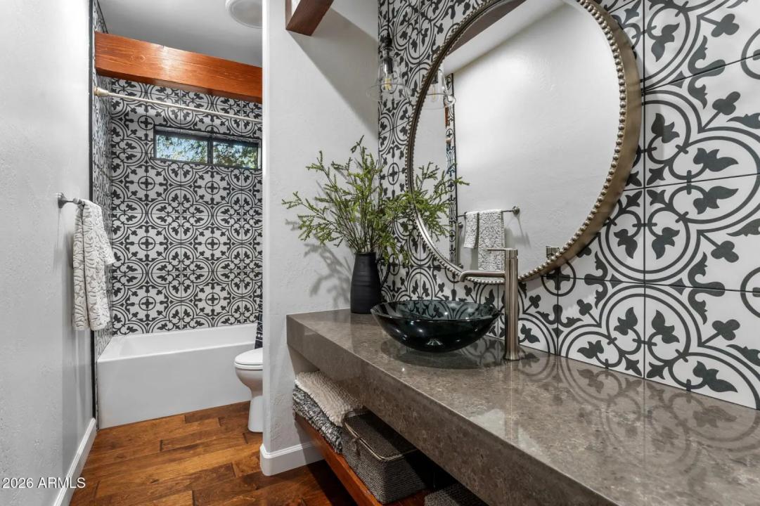 Real Estate Picture 31