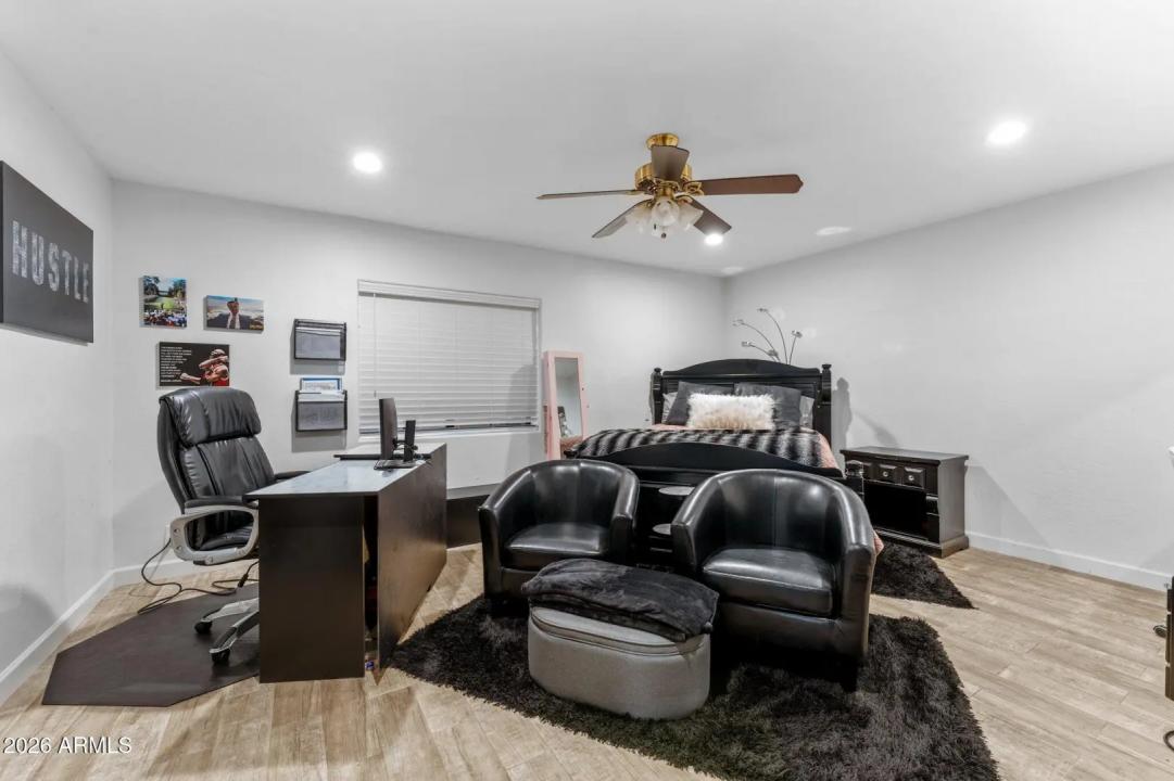 Real Estate Picture 40