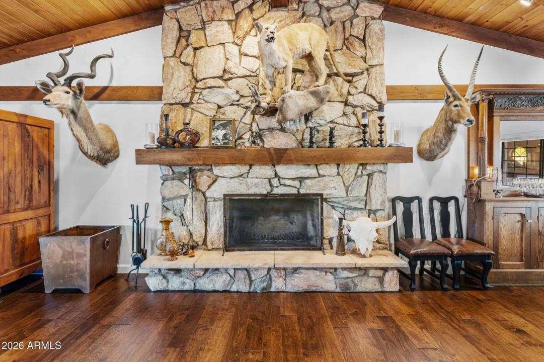 Real Estate Picture 33
