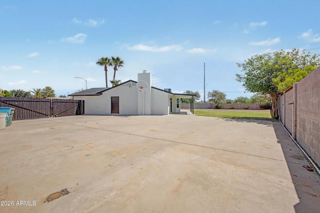 Real Estate Picture 20