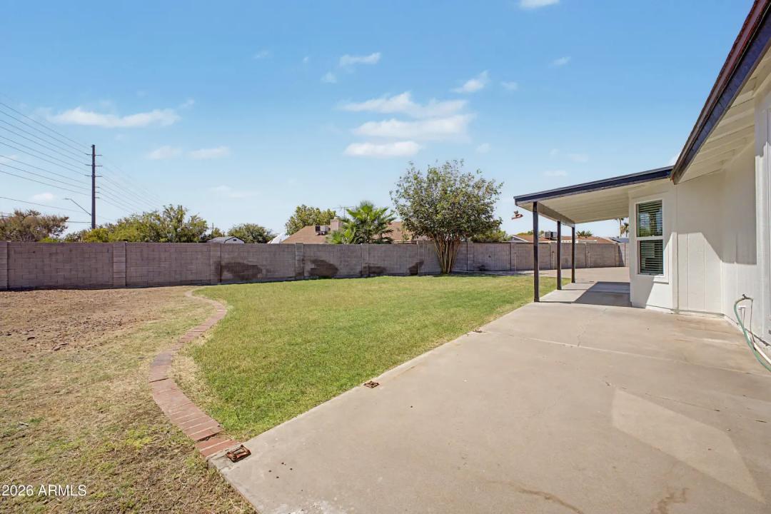 Real Estate Picture 22