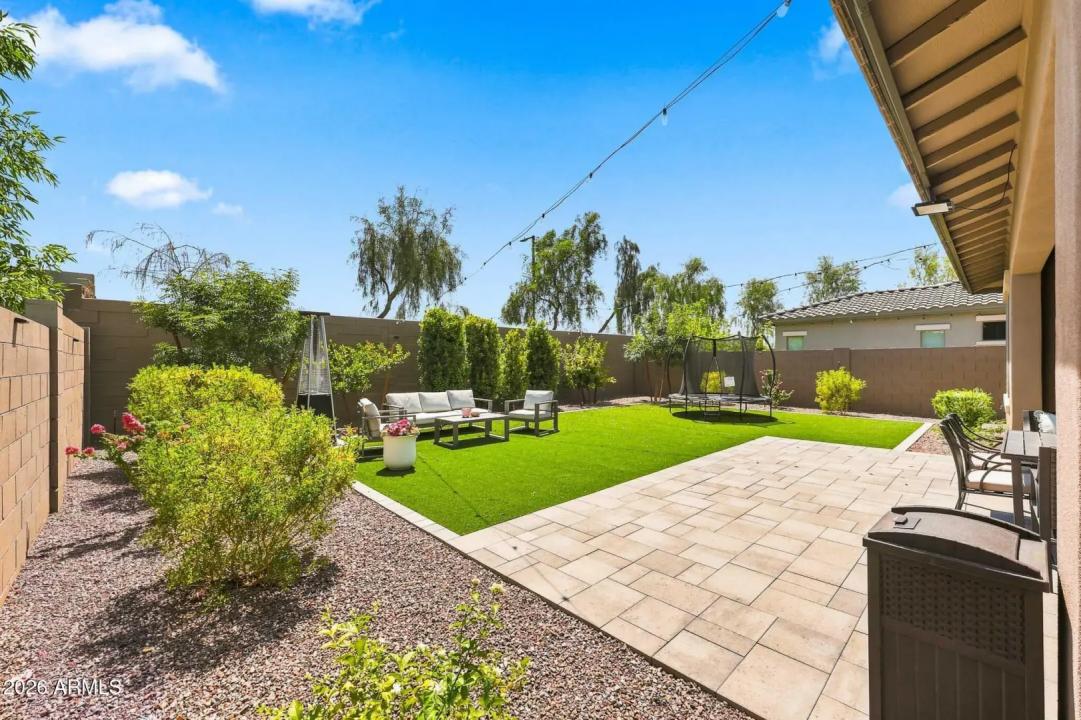 Real Estate Picture 44