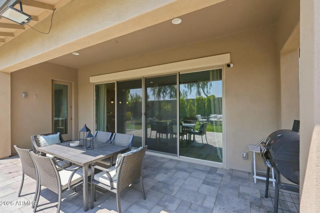 Real Estate Picture 42