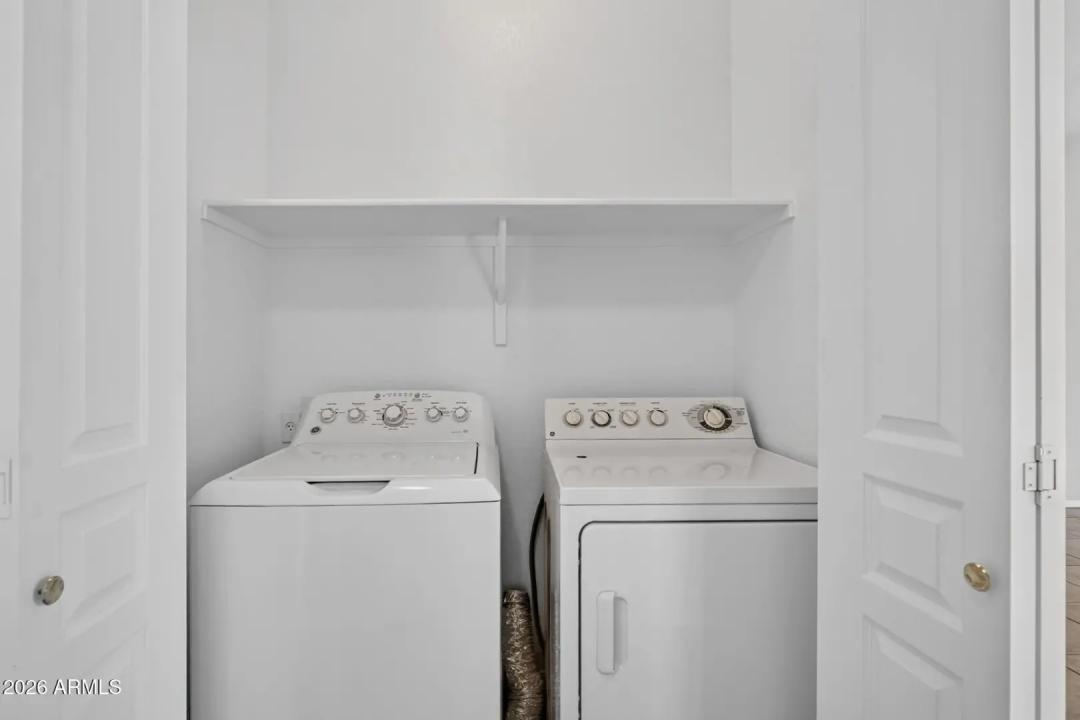 Real Estate Picture 18