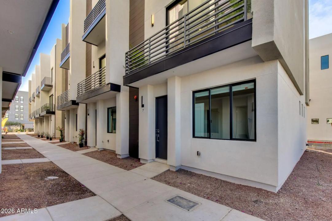 4220 N 32ND Street 7 Phoenix AZ 85018