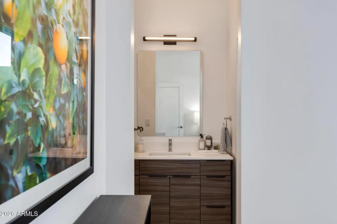 Real Estate Picture 27