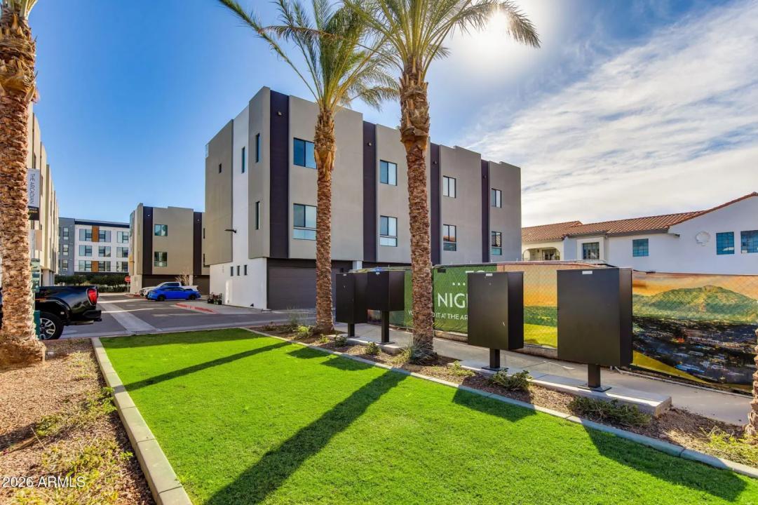 Real Estate Picture 45