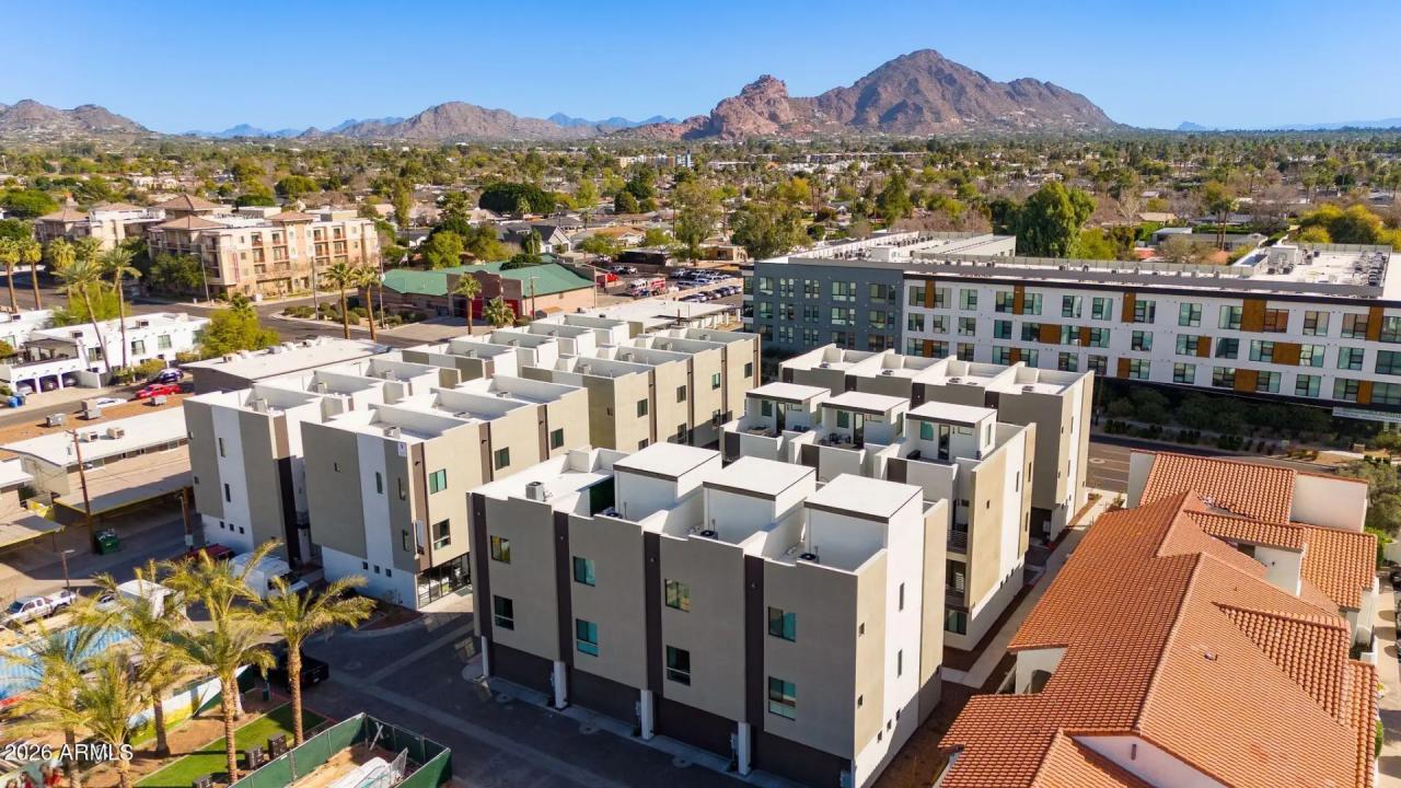 Real Estate Picture 48
