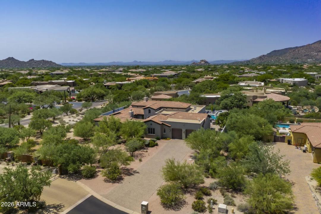Real Estate Picture 2