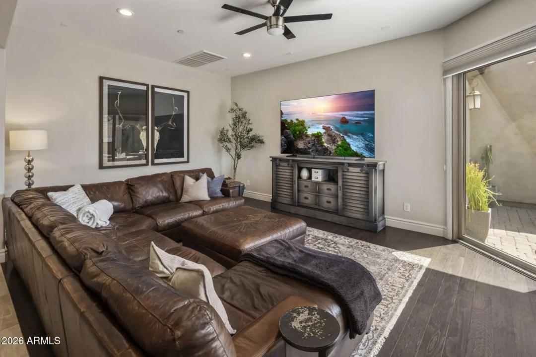 Real Estate Picture 19