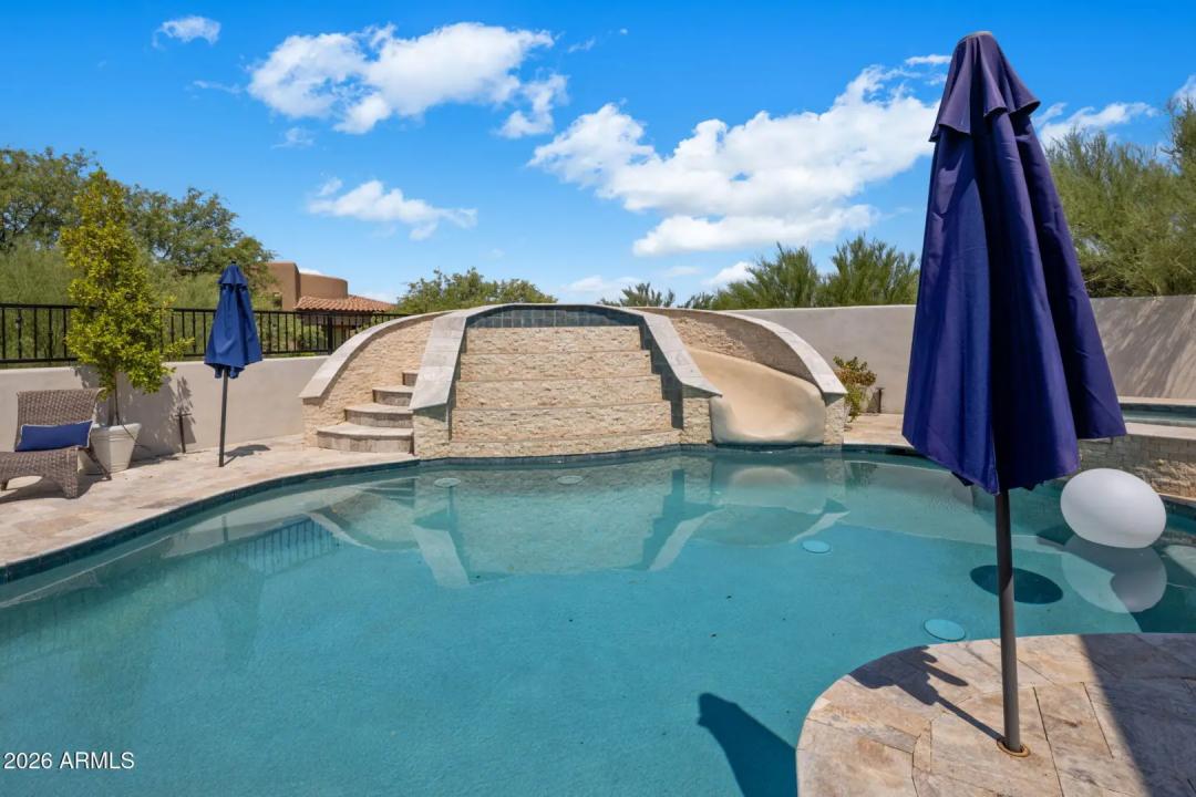 Real Estate Picture 38