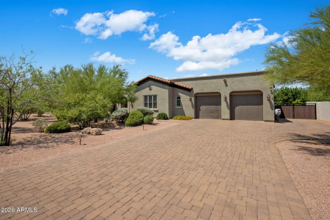 Real Estate Picture 1