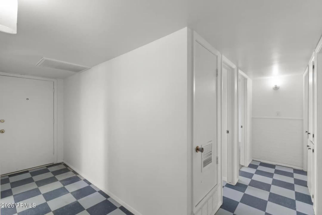 Real Estate Picture 5