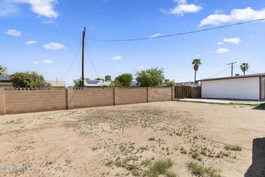 Real Estate Picture 25
