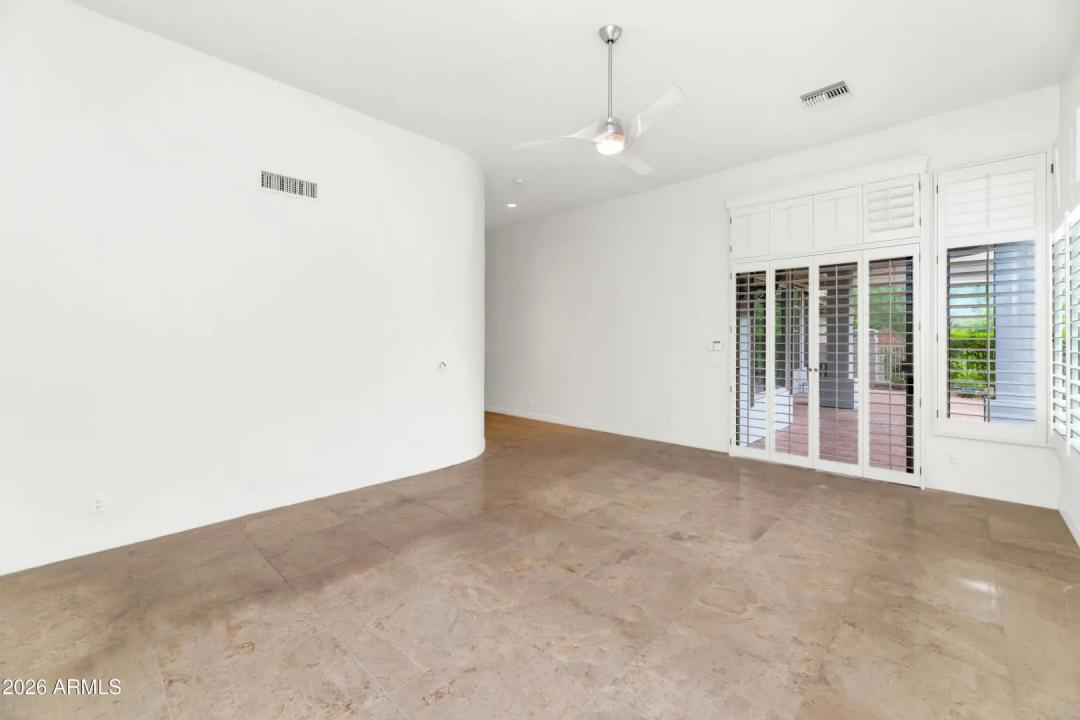 Real Estate Picture 22