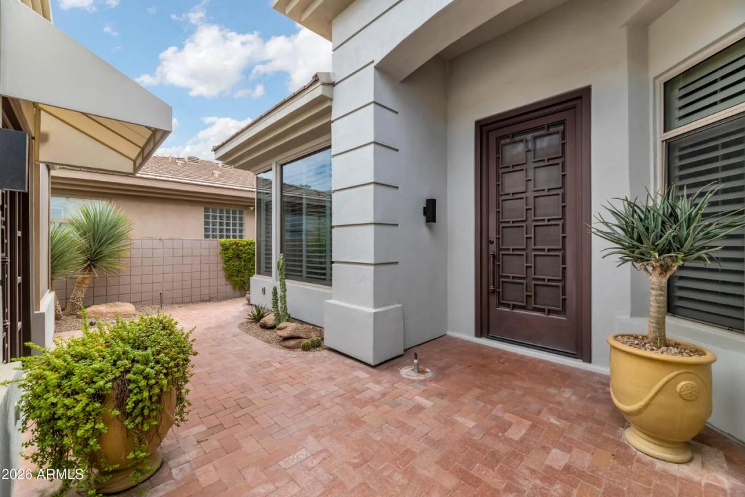 Real Estate Picture 29