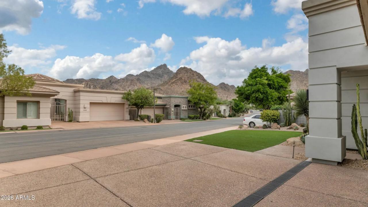 Real Estate Picture 35