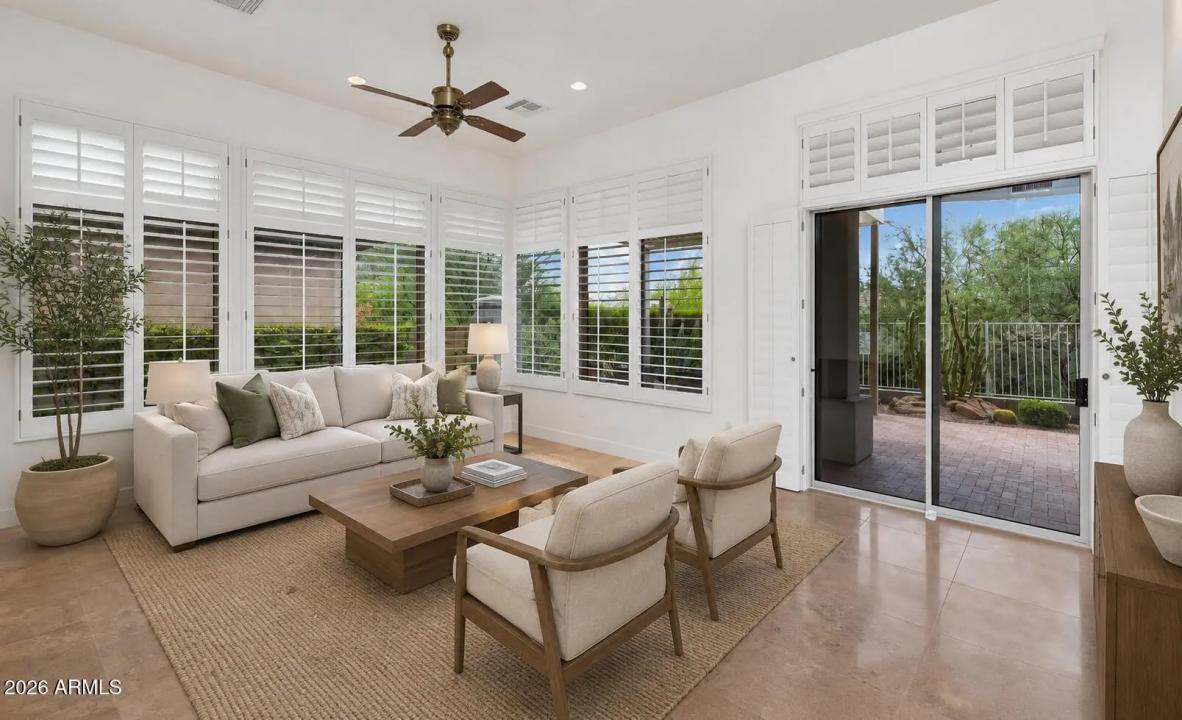 Real Estate Picture 6