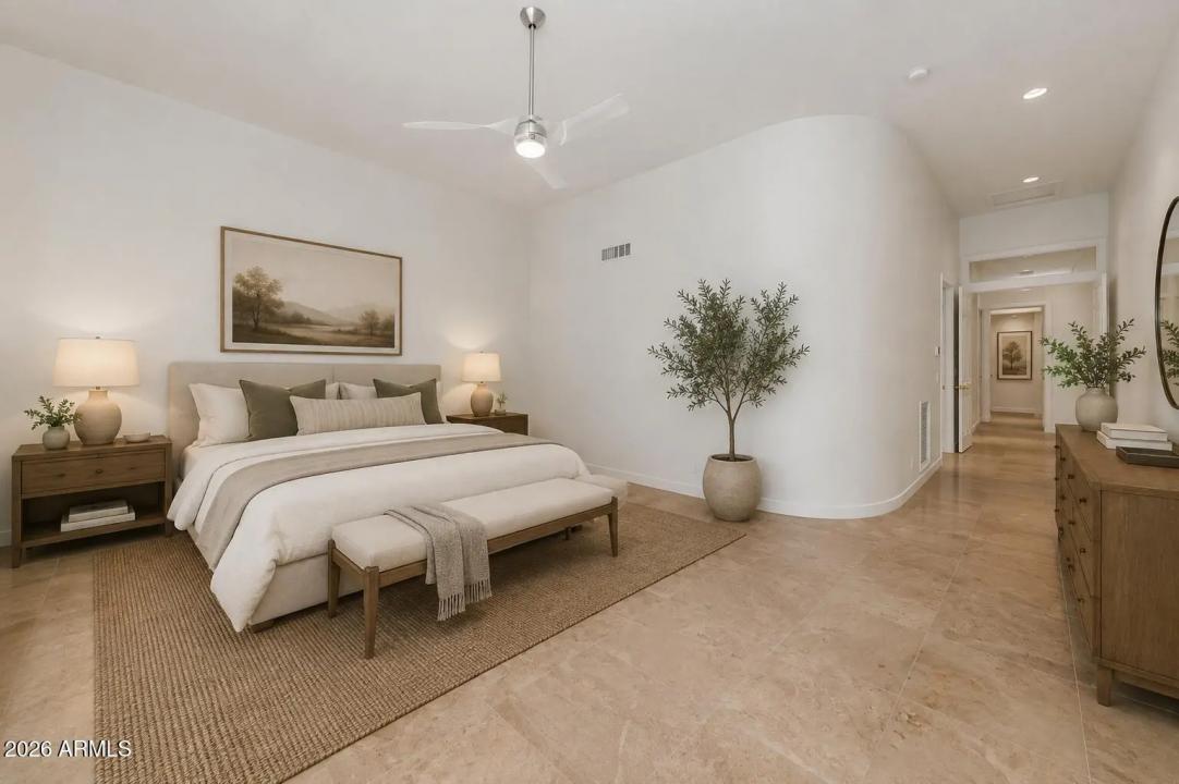 Real Estate Picture 18