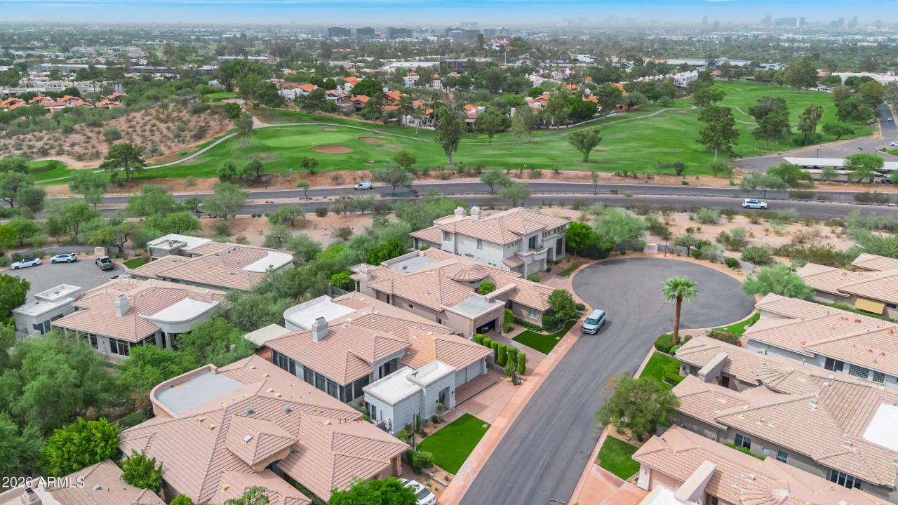Real Estate Picture 37