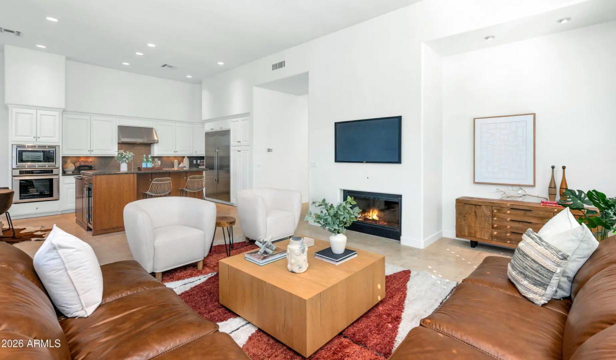 Real Estate Picture 7