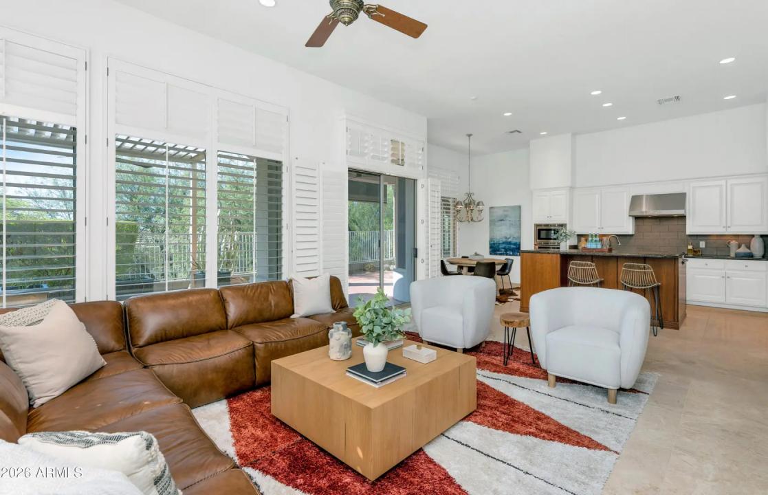Real Estate Picture 9