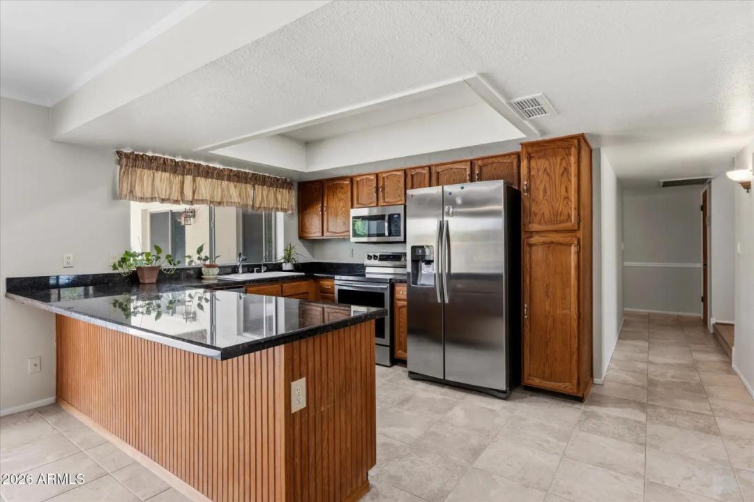 Real Estate Picture 12