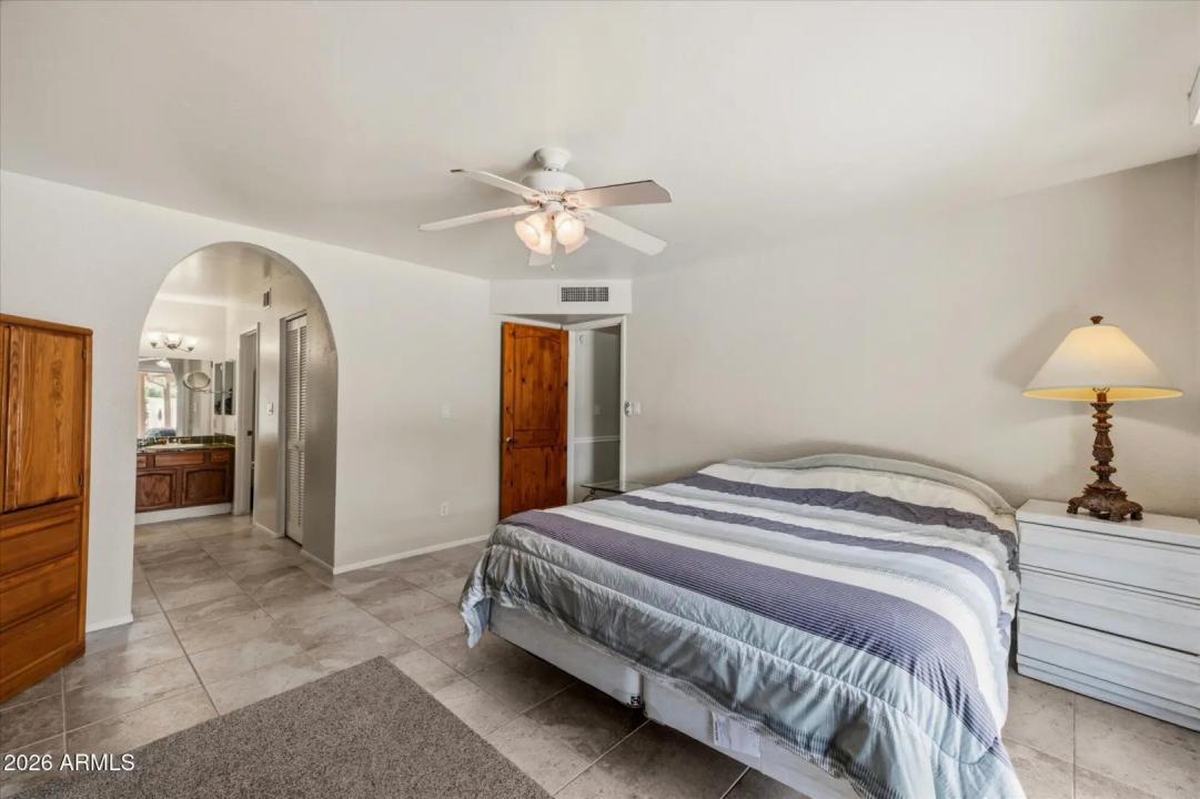 Real Estate Picture 20