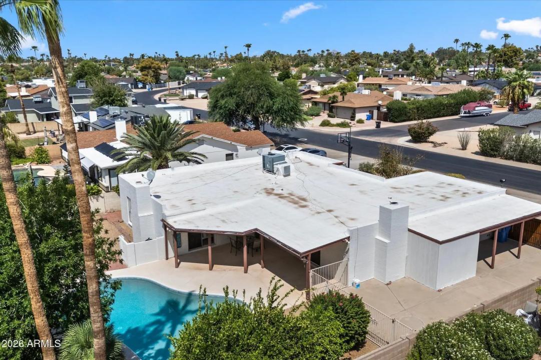 Real Estate Picture 35