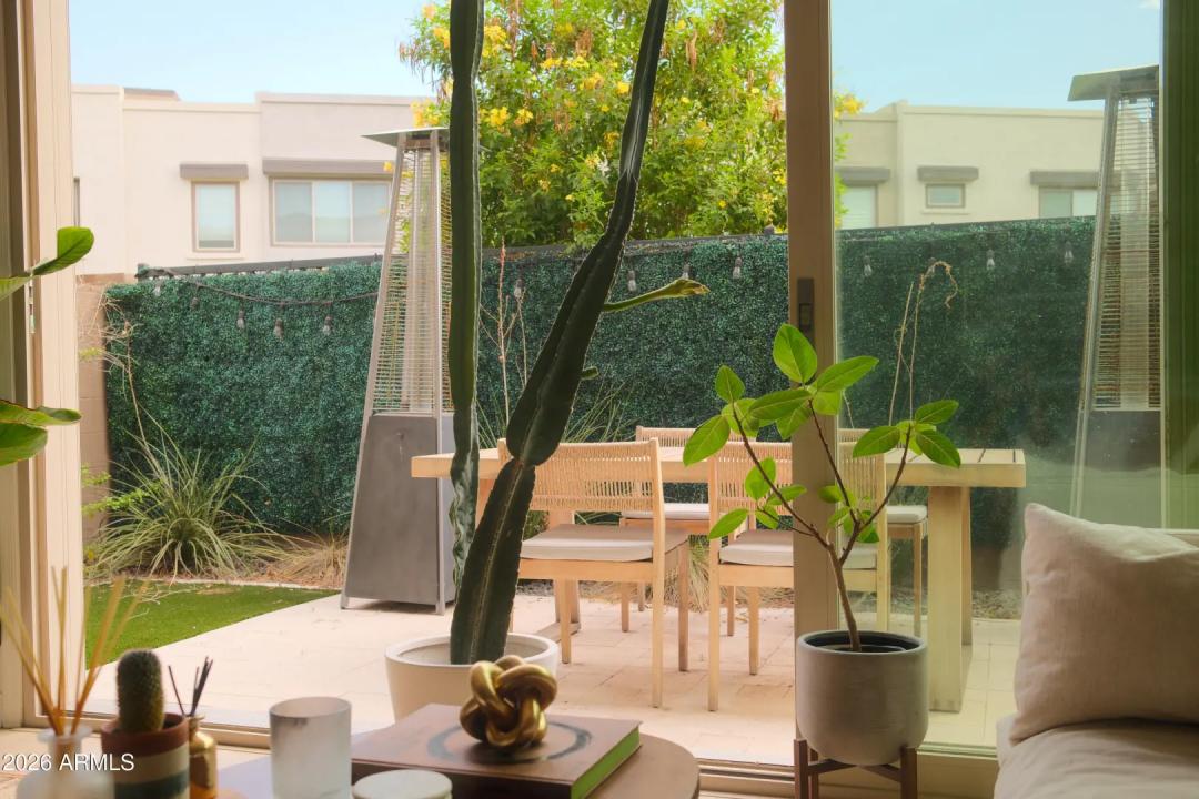 Real Estate Picture 4