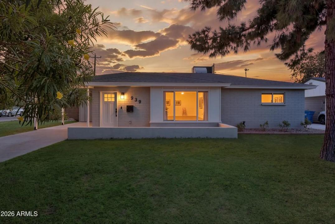 Real Estate Picture 2