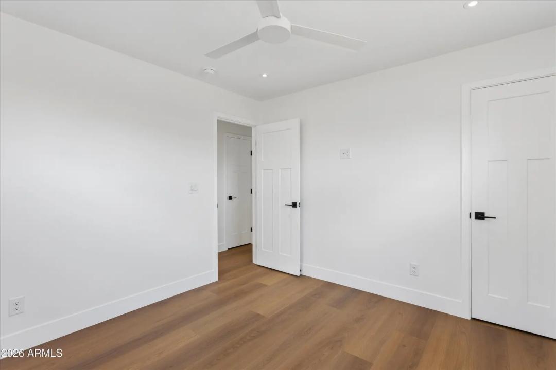 Real Estate Picture 21