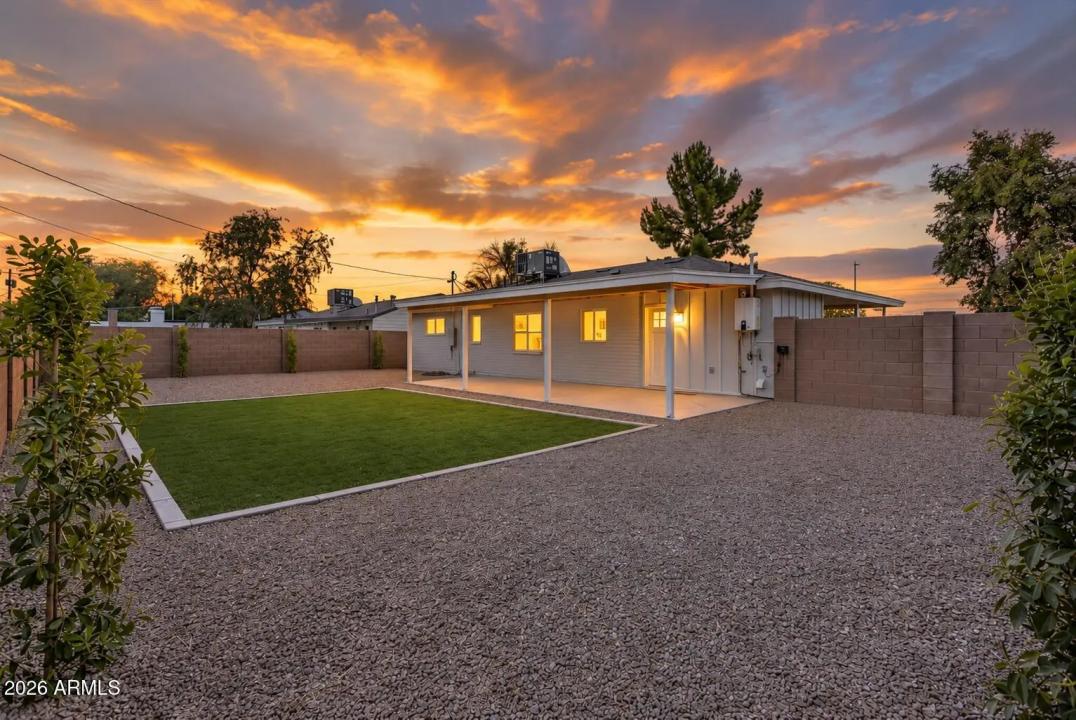 Real Estate Picture 27