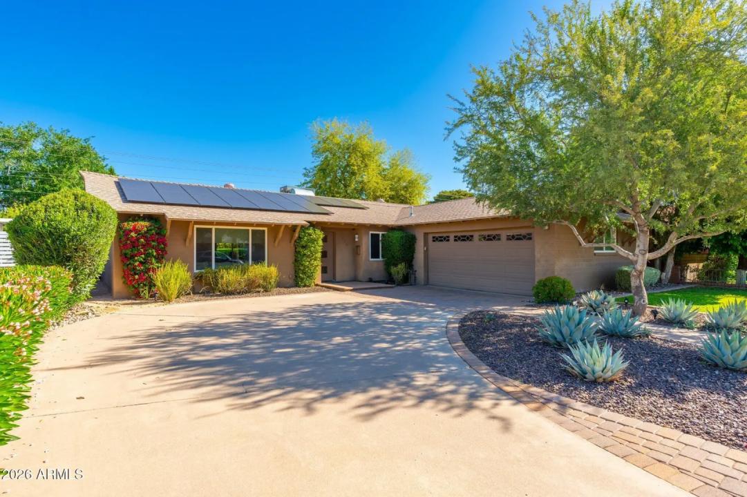Real Estate Picture 2