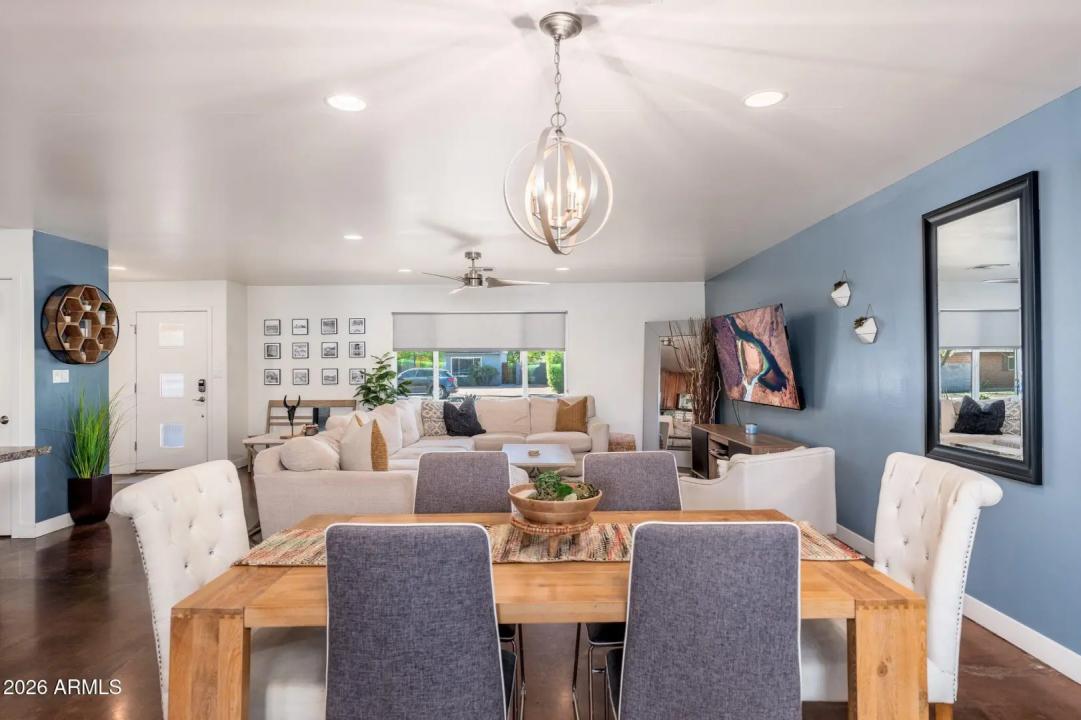 Real Estate Picture 10