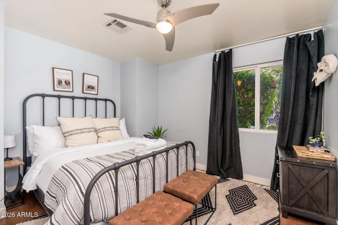 Real Estate Picture 29