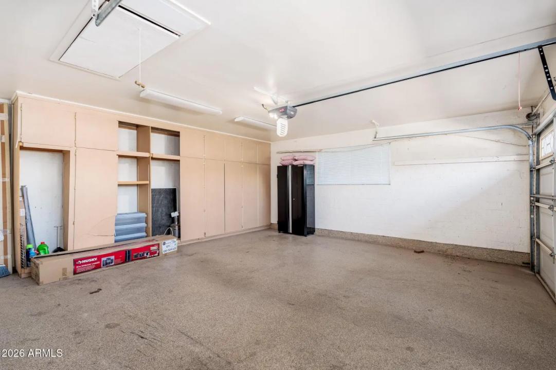 Real Estate Picture 37