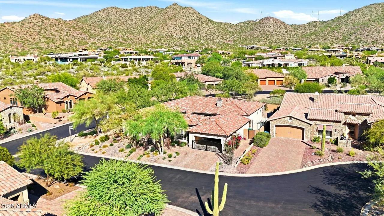 Real Estate Picture 1