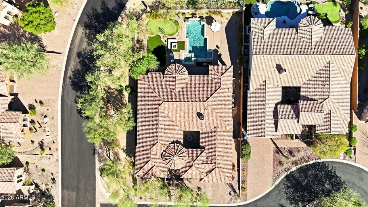 Real Estate Picture 2