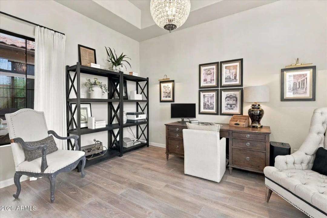 Real Estate Picture 9