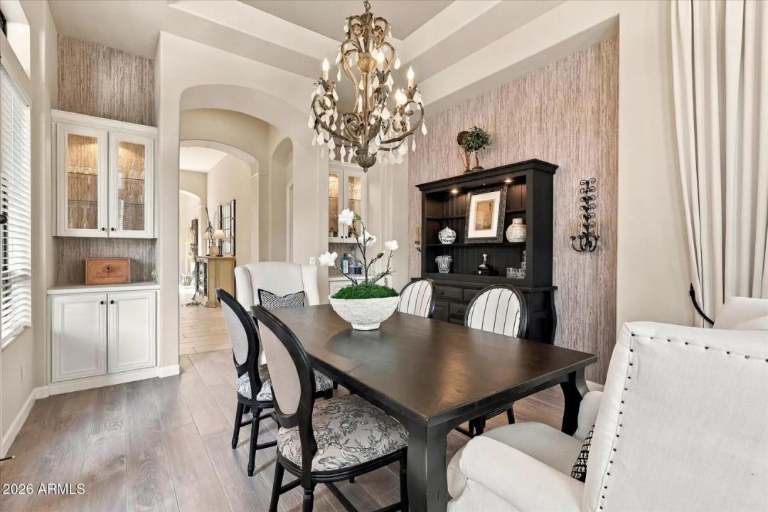 Real Estate Picture 18