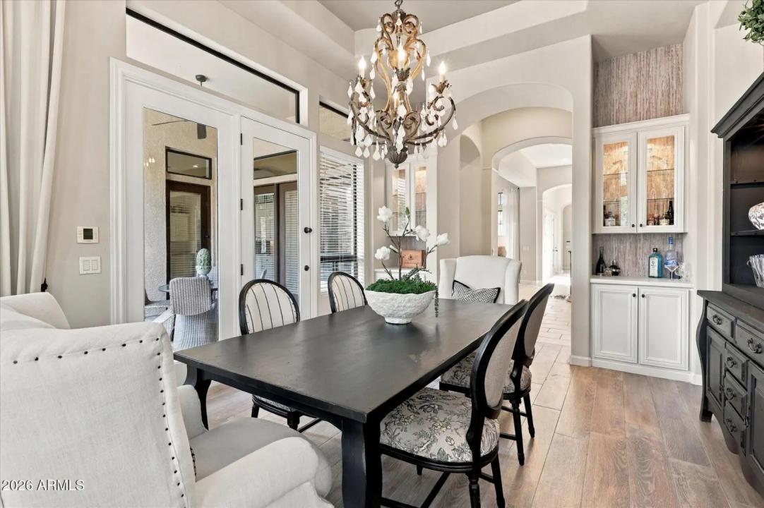 Real Estate Picture 19