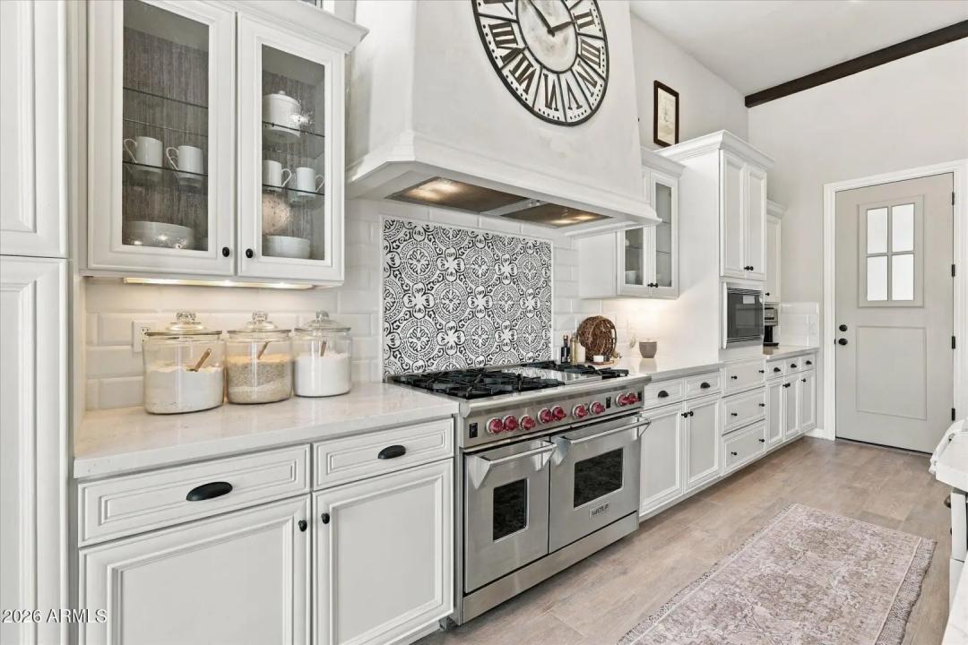 Real Estate Picture 26