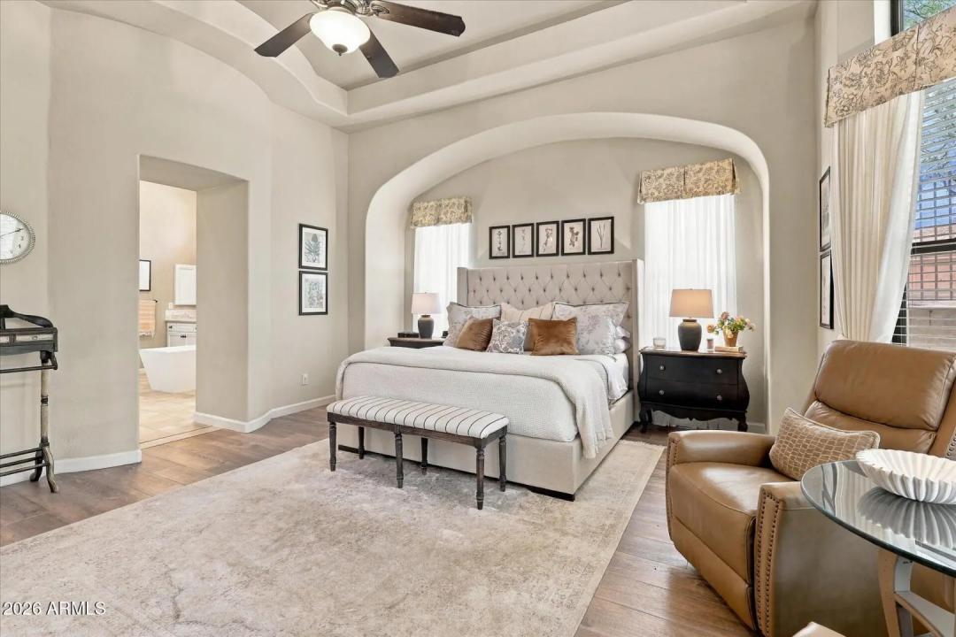Real Estate Picture 33