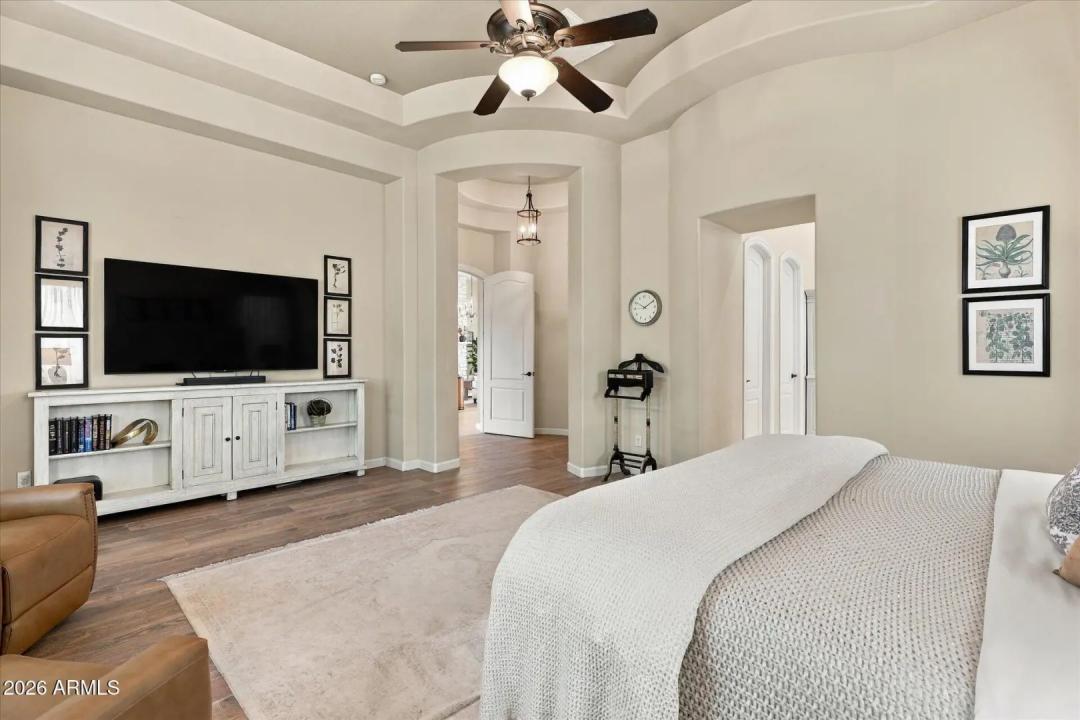 Real Estate Picture 34